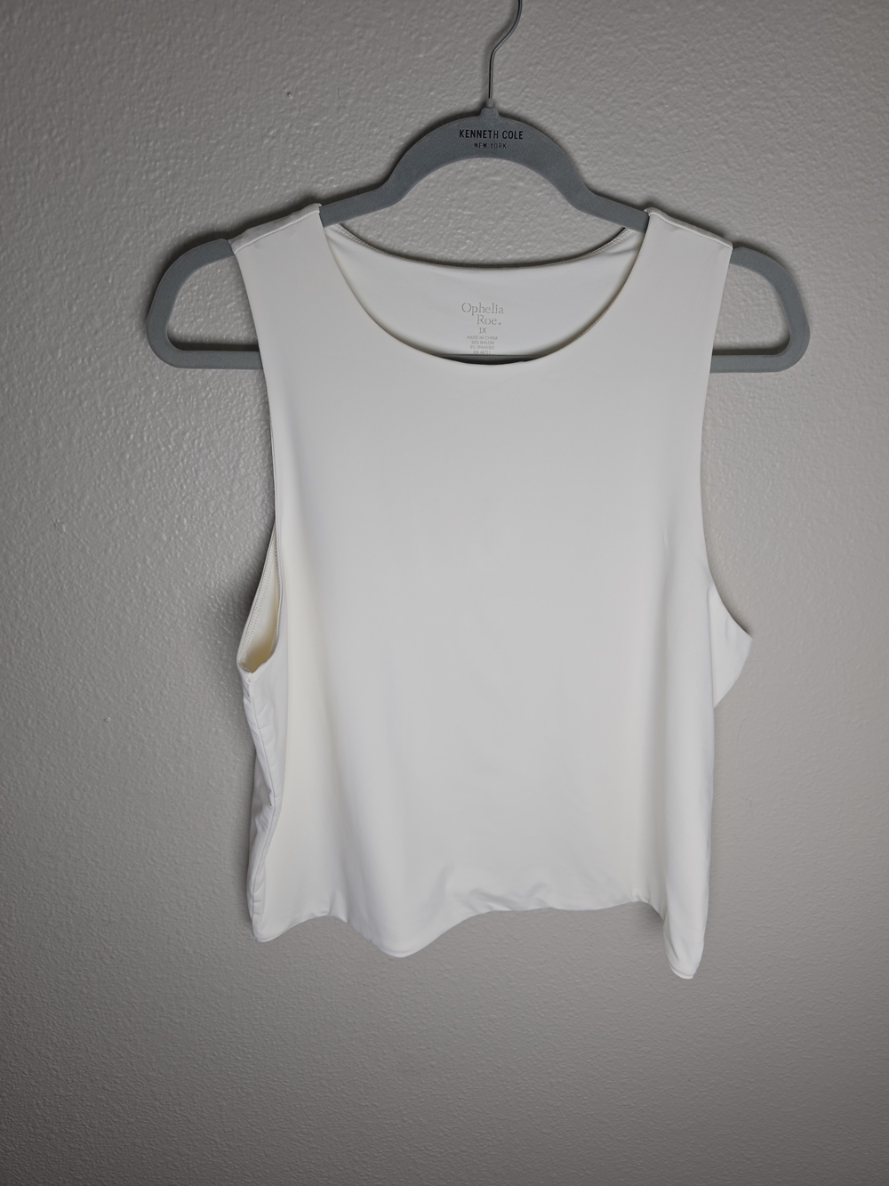 Ophelia & Co. White Sleeveless Tank Top